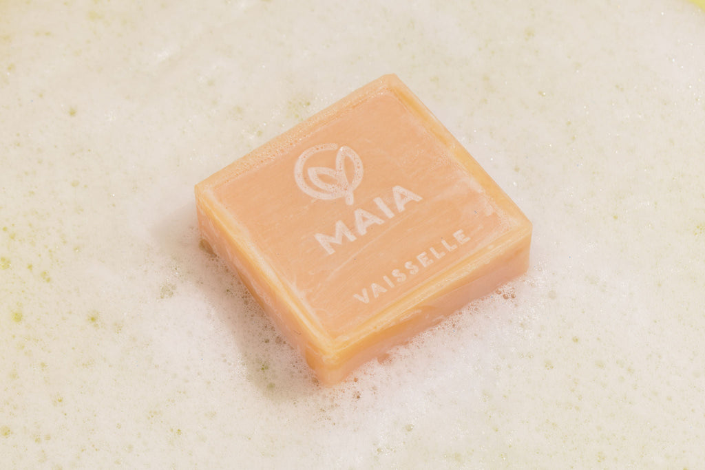 Guide Maia: fabriquer savon vaisselle solide