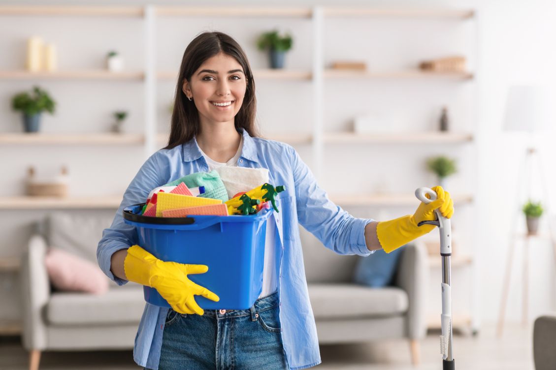 Grand Ménage d'Hiver : Nos 8 Astuces Écologiques (& Efficaces)